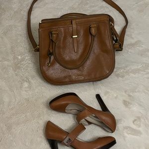 Michael Kors leather, peanut butter/Caramel color, 10M & Fossil crossbody bag